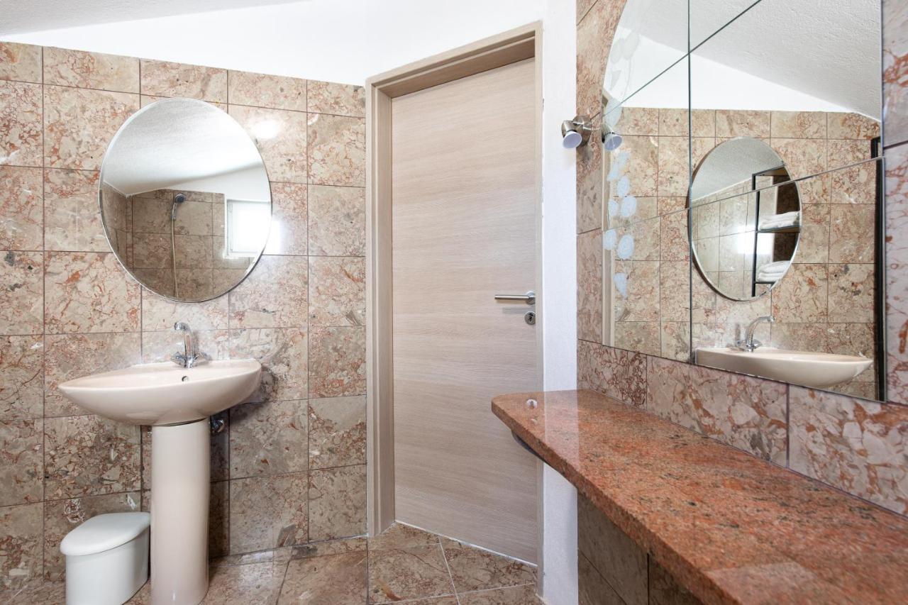 Apartments Soul Krk Town Εξωτερικό φωτογραφία