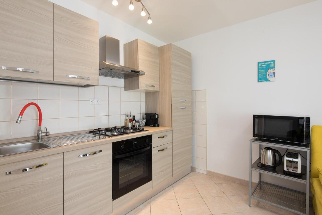 Apartments Soul Krk Town Εξωτερικό φωτογραφία